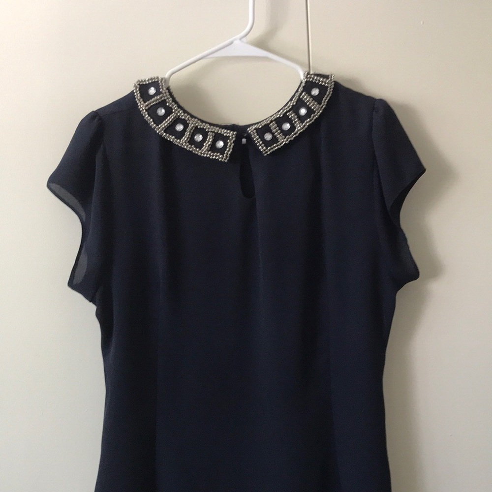 Studded Top💙 - Picture 3 of 4